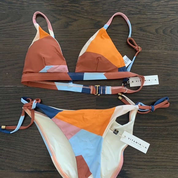 vitamin A bathing suit top - Picture 2 of 2